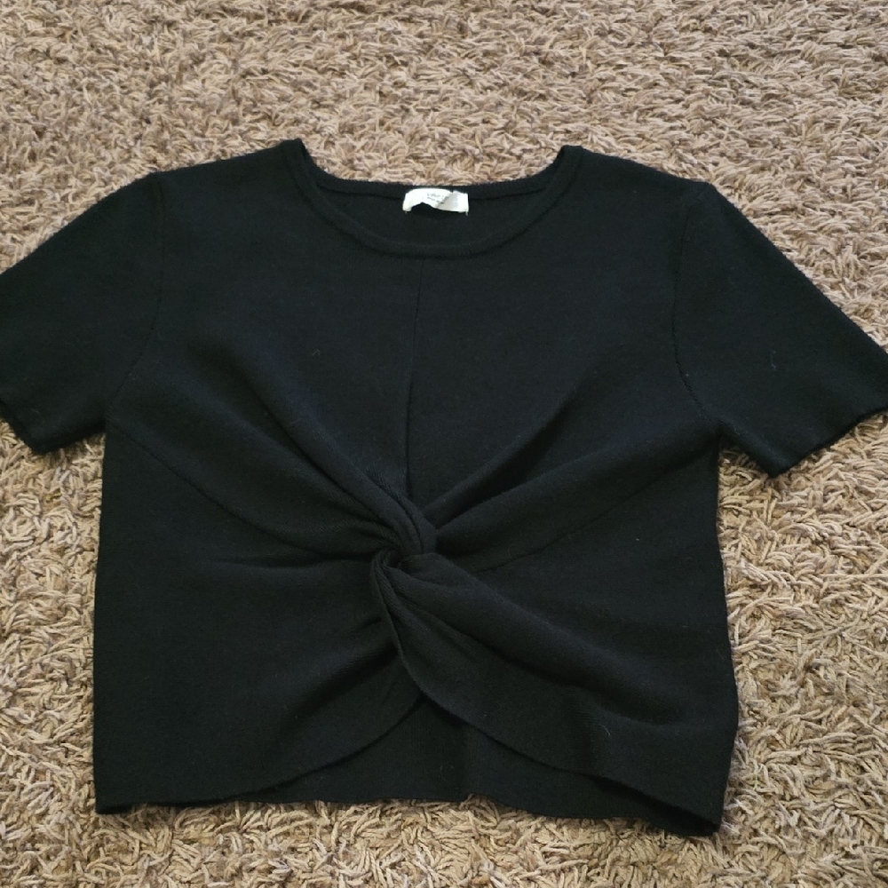 Black Knotted Short Sleeve Top
